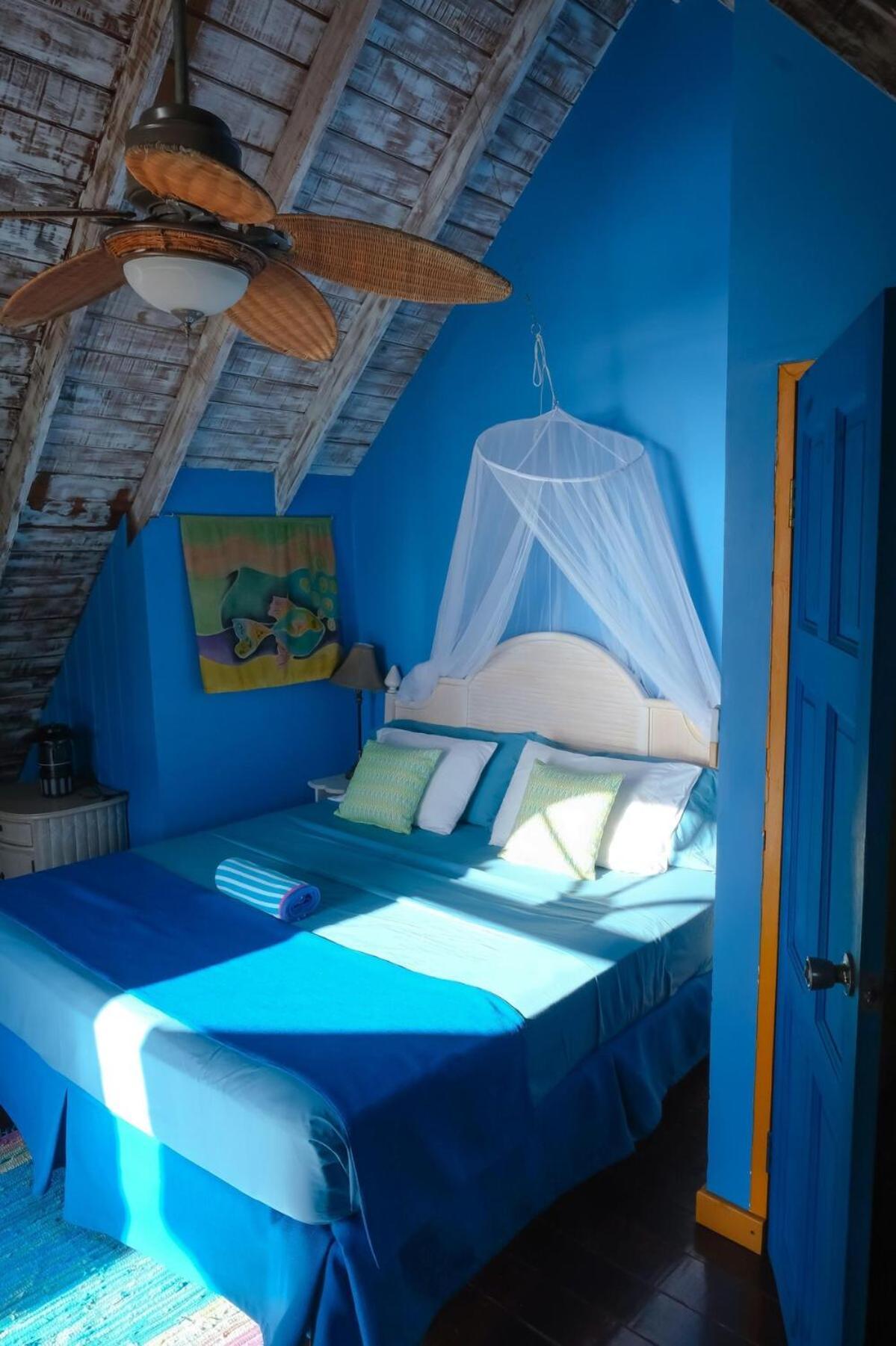 Turtle Point Bequia - 4 Bedroom Villa Wstaff Port Elizabeth Ngoại thất bức ảnh